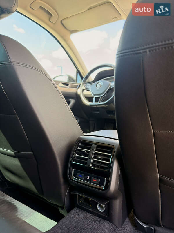 Универсал Volkswagen Passat 2016 в Кропивницком фото 11 Универсал Volkswagen Passat 2016 в Кропивницком