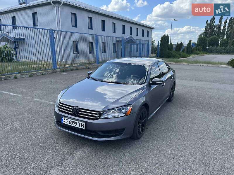 Седан Volkswagen Passat 2013 в Новомосковске фото 6 Седан Volkswagen Passat 2013 в Новомосковске