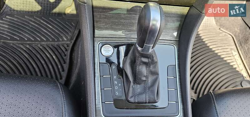 Седан Volkswagen Passat 2017 в Измаиле