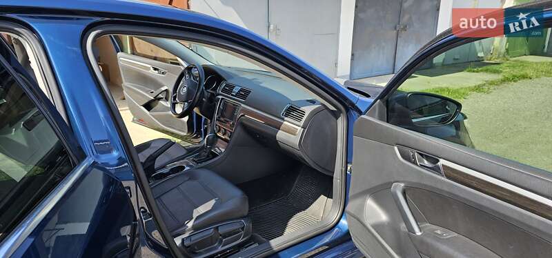 Седан Volkswagen Passat 2017 в Измаиле