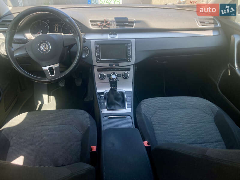 Универсал Volkswagen Passat 2014 в Стрые фото 18 Универсал Volkswagen Passat 2014 в Стрые