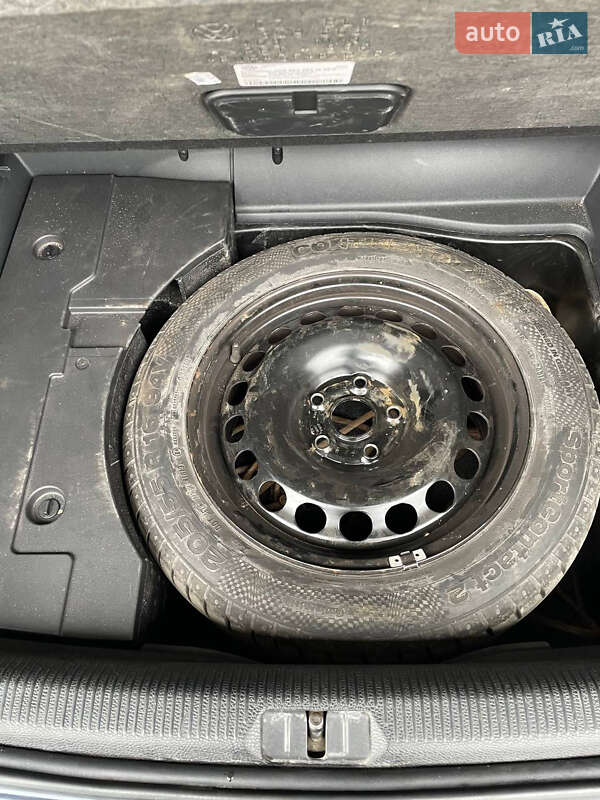 Универсал Volkswagen Passat 2014 в Стрые фото 21 Универсал Volkswagen Passat 2014 в Стрые