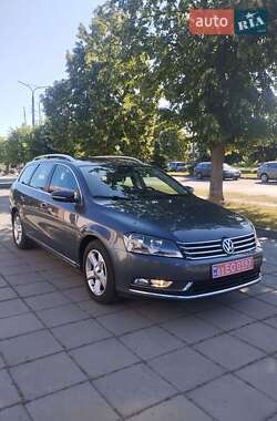 Универсал Volkswagen Passat 2013 в Луцке