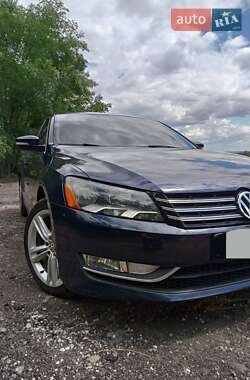 Седан Volkswagen Passat 2015 в Днепре