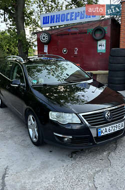 Універсал Volkswagen Passat 2009 в Дніпрі
