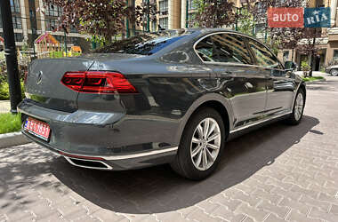 Седан Volkswagen Passat 2020 в Киеве