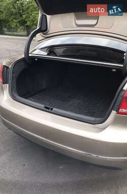 Седан Volkswagen Passat 2014 в 