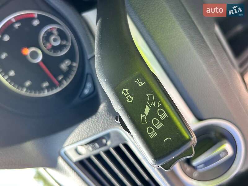 Седан Volkswagen Passat 2014 в Одессе