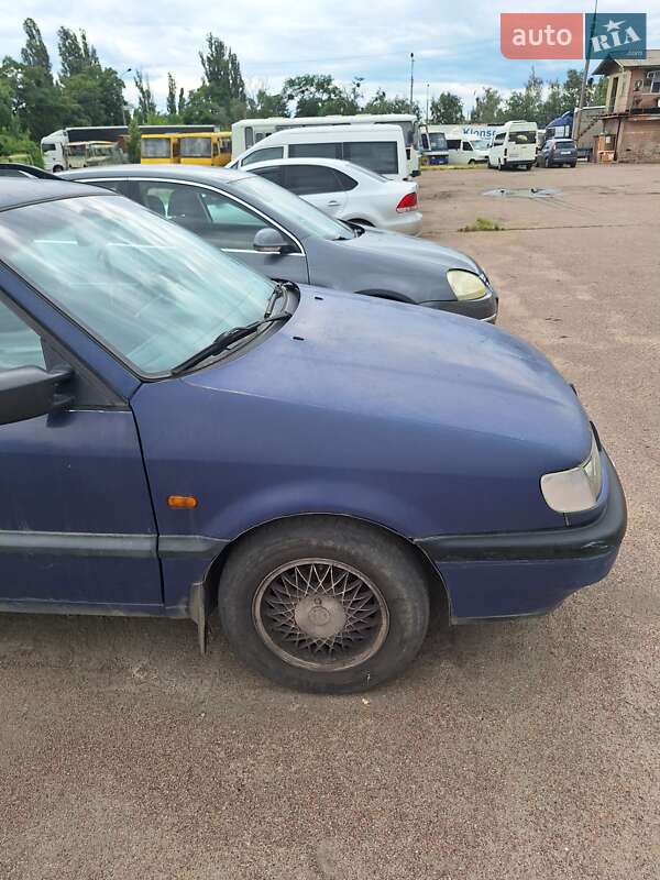 Универсал Volkswagen Passat 1995 в Черкассах
