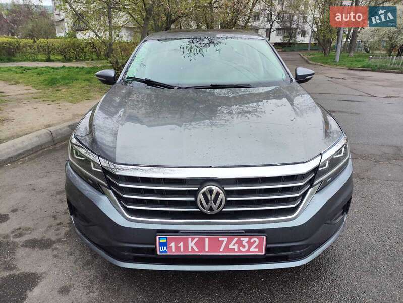 Седан Volkswagen Passat 2020 в Києві