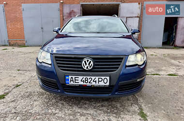 Універсал Volkswagen Passat 2007 в Харкові