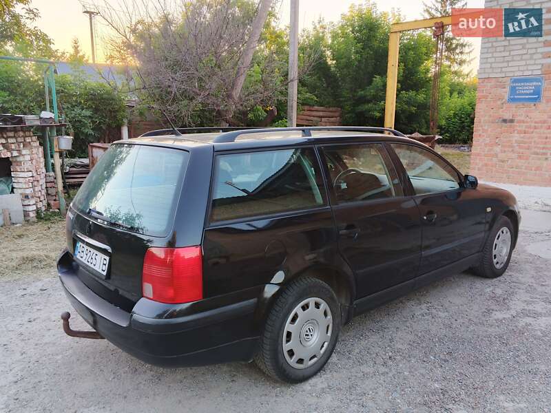 Универсал Volkswagen Passat 1999 в Ильинцах