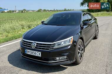 Седан Volkswagen Passat 2017 в Ромнах