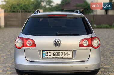 Універсал Volkswagen Passat 2009 в 