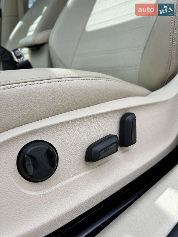 Седан Volkswagen Passat 2015 в Сумах