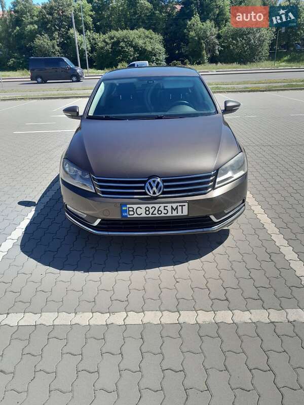 Volkswagen Passat 2012