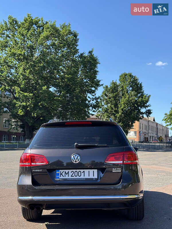 Универсал Volkswagen Passat 2011 в Житомире