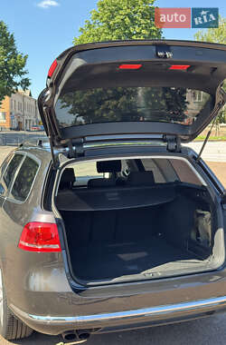 Универсал Volkswagen Passat 2011 в 