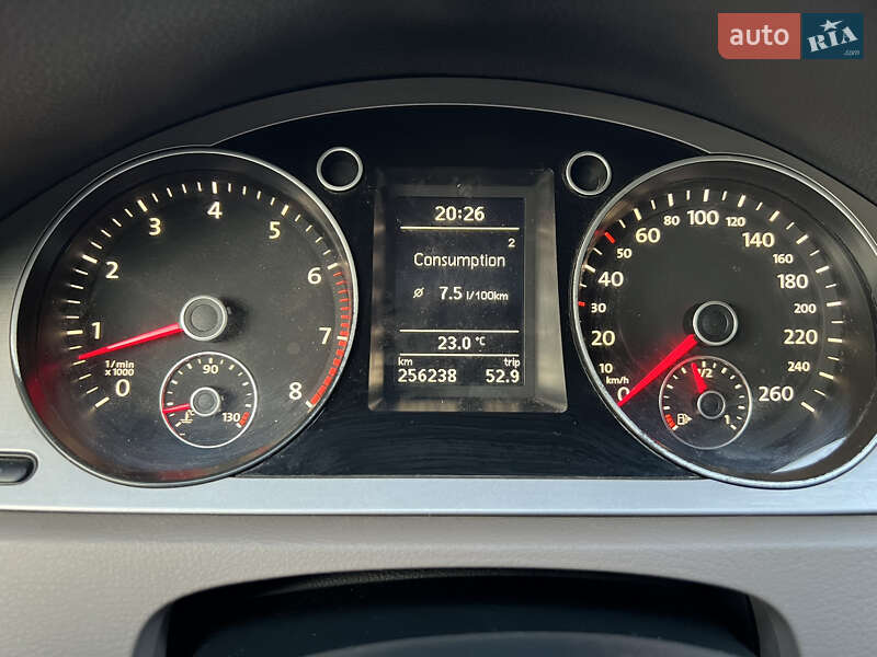 Универсал Volkswagen Passat 2008 в Южном