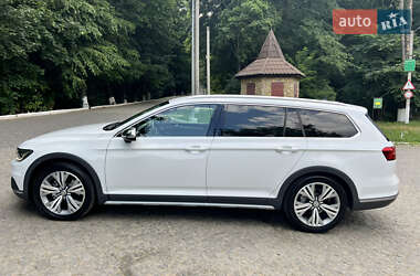 Универсал Volkswagen Passat 2016 в 