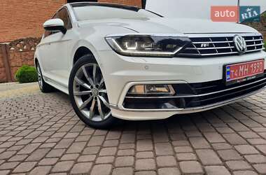 Седан Volkswagen Passat 2018 в Стрые