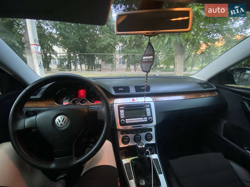 Універсал Volkswagen Passat 2008 в Кропивницькому