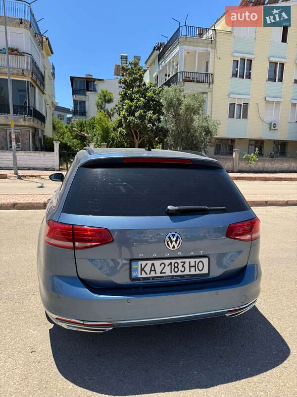Універсал Volkswagen Passat 2015 в Києві