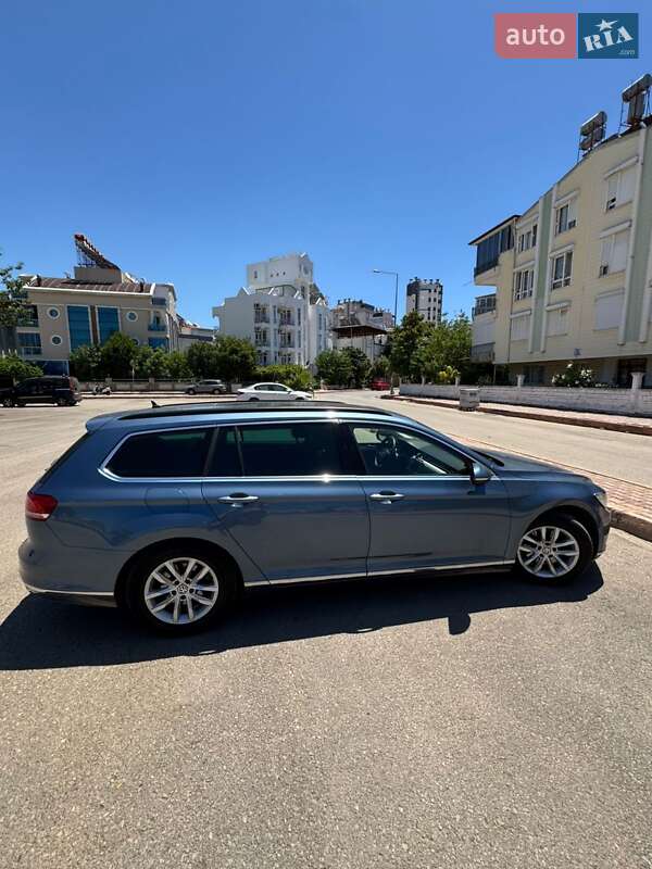 Універсал Volkswagen Passat 2015 в Києві