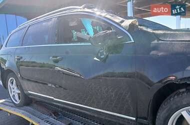 Универсал Volkswagen Passat 2013 в 