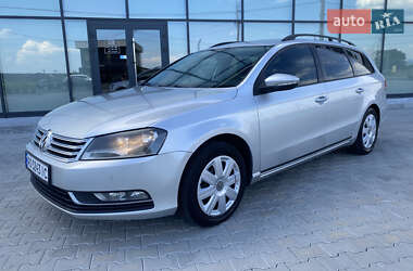 Универсал Volkswagen Passat 2013 в Хусте