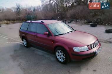 Універсал Volkswagen Passat 1998 в Полтаві
