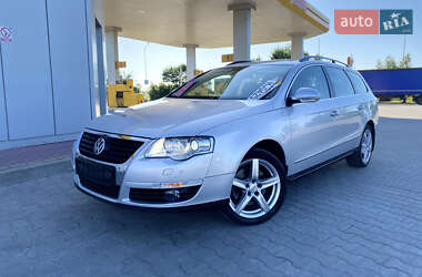 Універсал Volkswagen Passat 2010 в 
