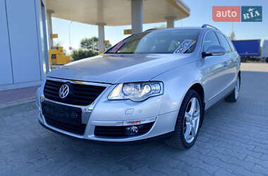 Універсал Volkswagen Passat 2010 в 