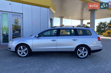 Універсал Volkswagen Passat 2010 в 