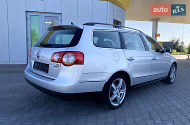 Універсал Volkswagen Passat 2010 в 