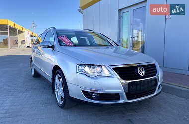 Універсал Volkswagen Passat 2010 в 