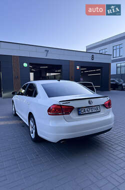 Седан Volkswagen Passat 2012 в 