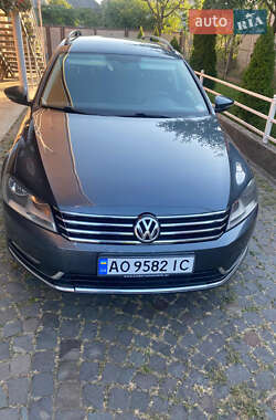 Универсал Volkswagen Passat 2011 в Мукачево
