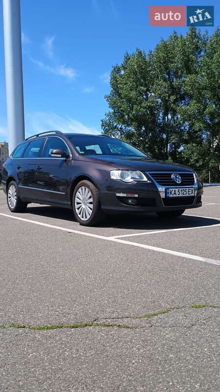 Універсал Volkswagen Passat 2009 в Києві
