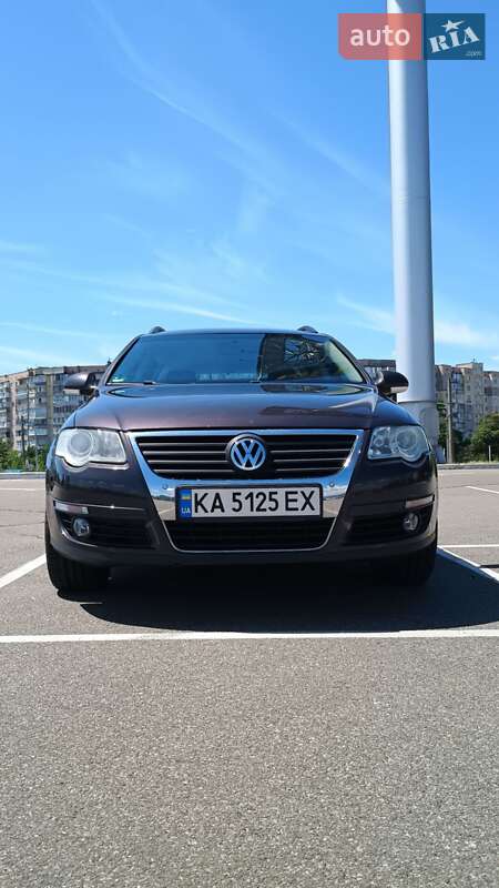 Універсал Volkswagen Passat 2009 в Києві