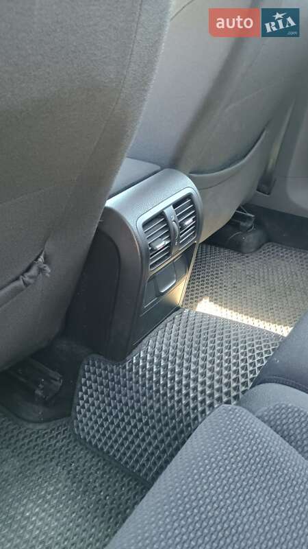 Універсал Volkswagen Passat 2009 в Києві
