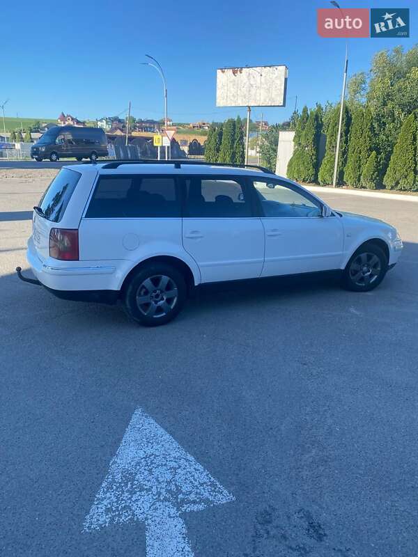 Універсал Volkswagen Passat 2003 в Чернівцях