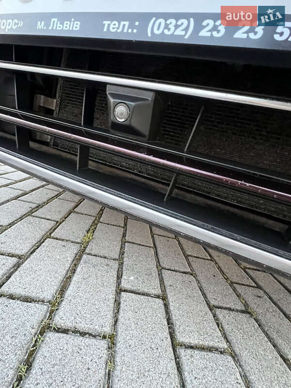 Седан Volkswagen Passat 2015 в Львове