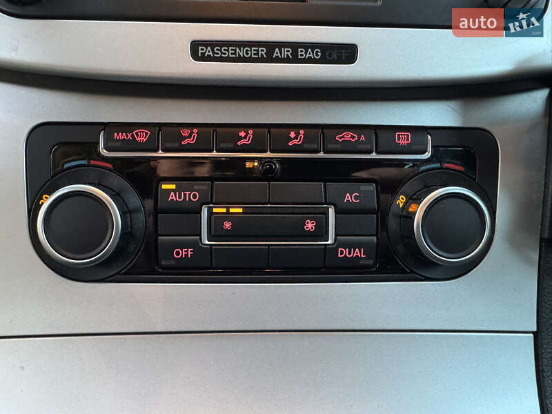 Универсал Volkswagen Passat 2009 в Самборе