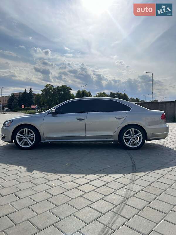 Седан Volkswagen Passat 2012 в Городище