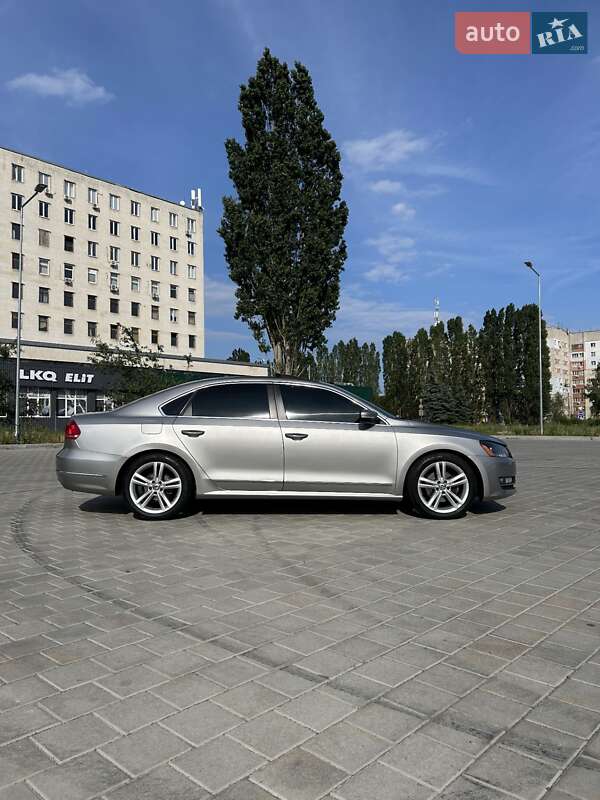 Седан Volkswagen Passat 2012 в Городище