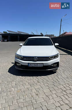 Седан Volkswagen Passat 2019 в Мукачево