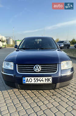 Седан Volkswagen Passat 2002 в Ужгороде