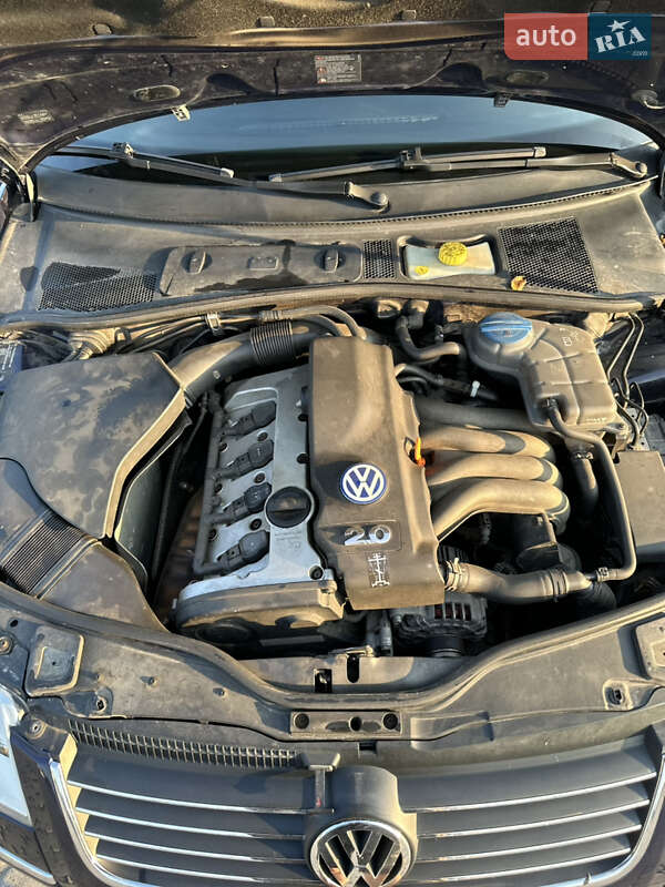 Седан Volkswagen Passat 2002 в Ужгороде