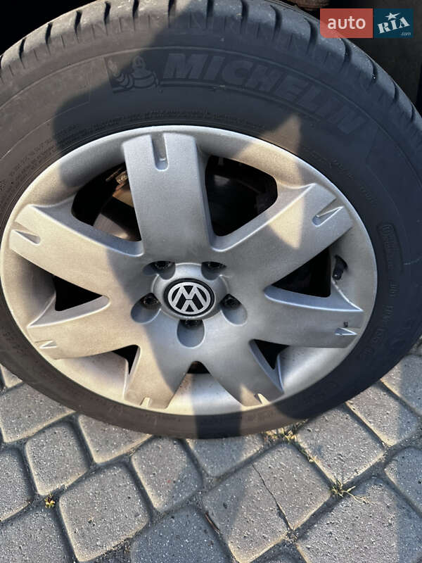 Седан Volkswagen Passat 2002 в Ужгороде